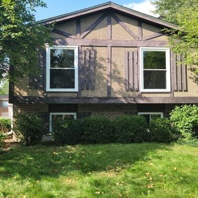 These double hung windows make for a beautiful accompaniment to any home.