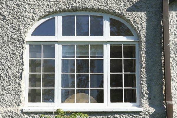 External view of arch window arrangement